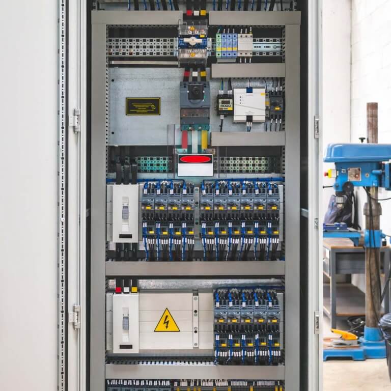 Electrical Panel Manufacturing electrical-panel-manufacturing-5
