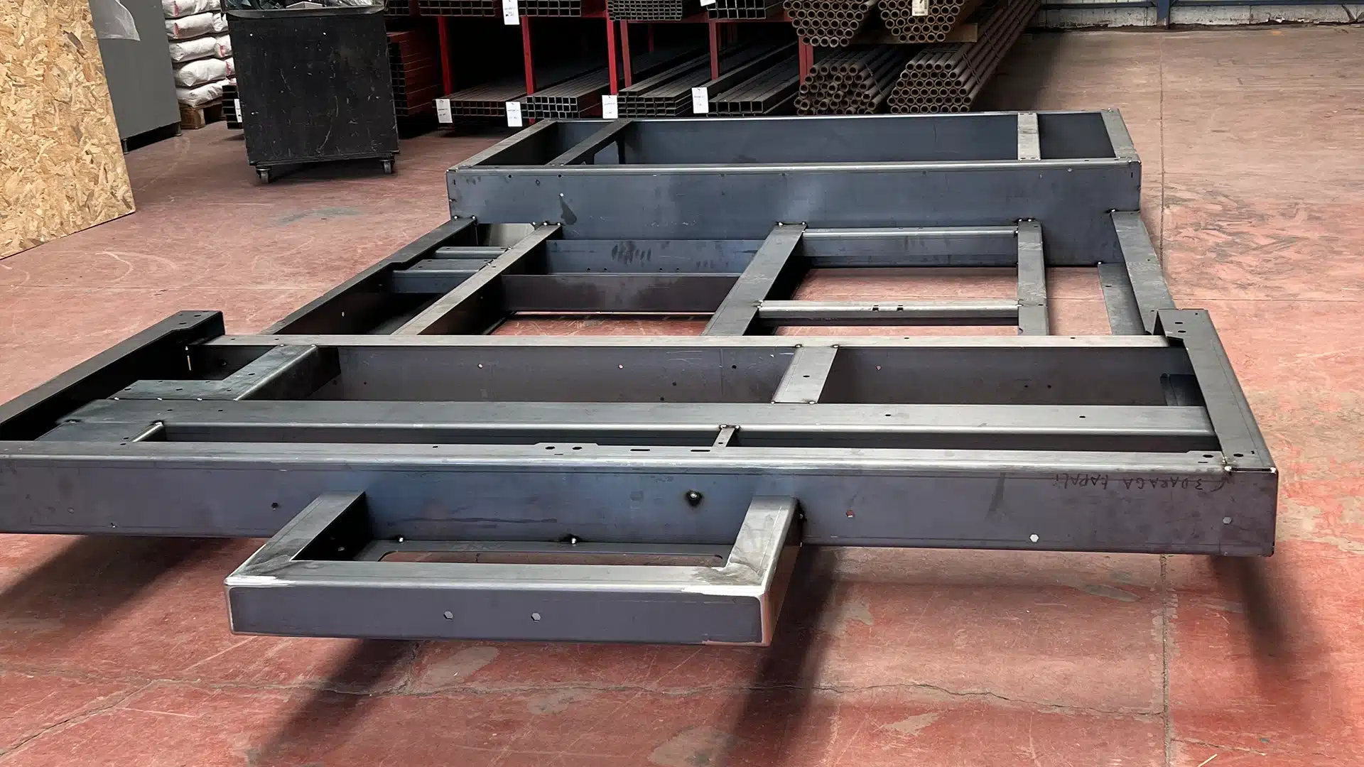 Trailers Manufacturing Trailers Manufacturing-z