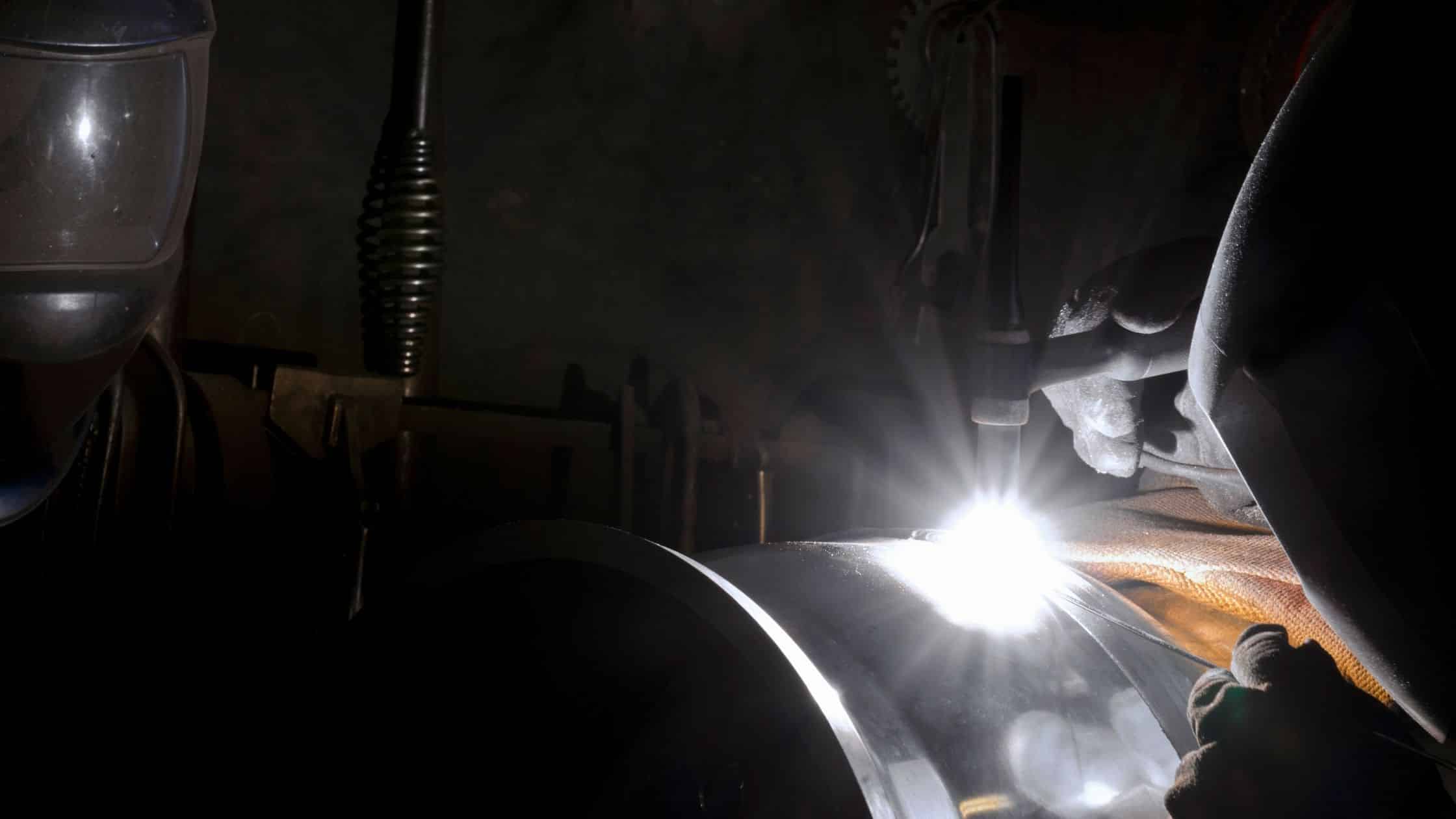 What is Aluminum TIG Welding? How is it Done? aluminum tig welding