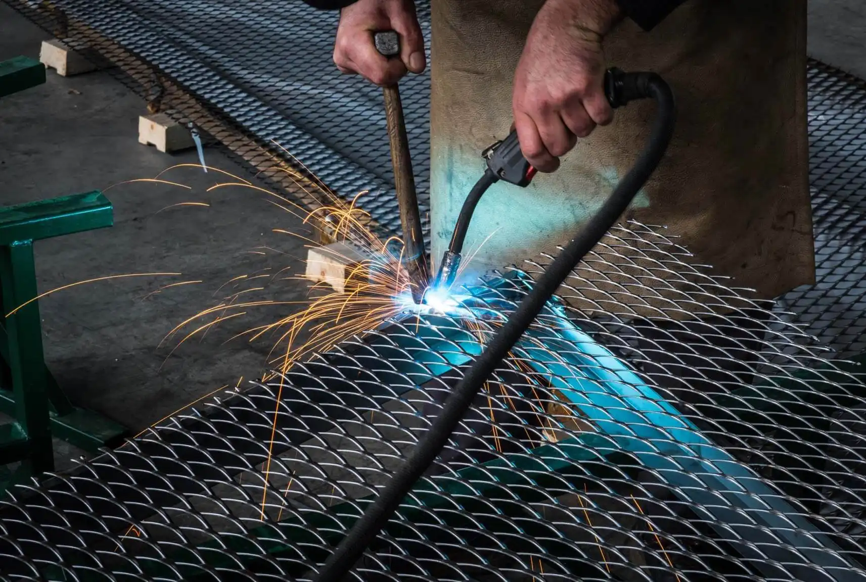 Industrial Strength and Precision: A Comprehensive Guide to Professional Mesh Manufacturing Industrial Strength and Precision: A Comprehensive Guide to Professional Mesh Manufacturing