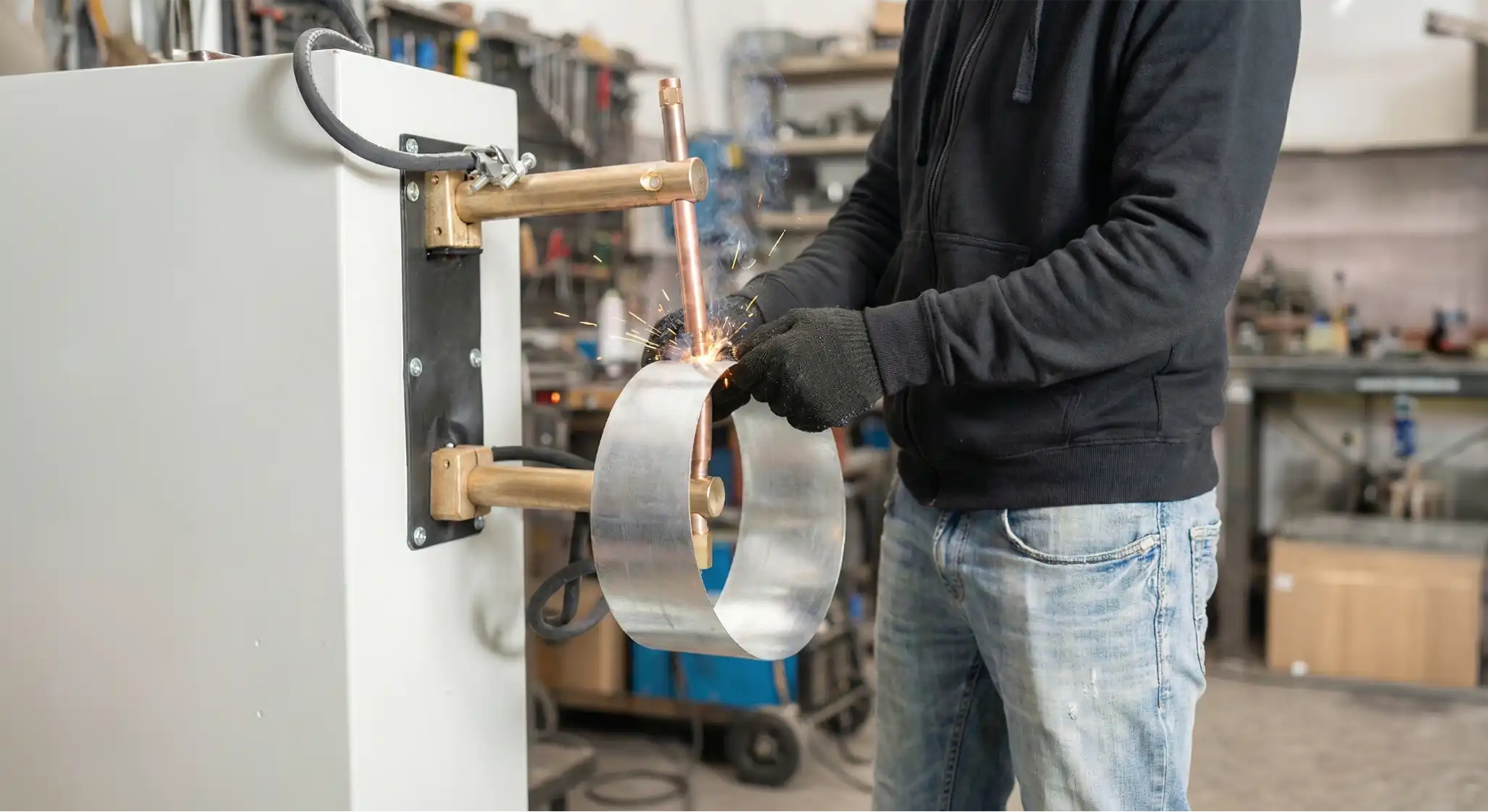 Maximum Repeatability: Cost Advantages of Spot Welding Services in Mass Production Maximum Repeatability: Cost Advantages of Spot Welding Services in Mass Production